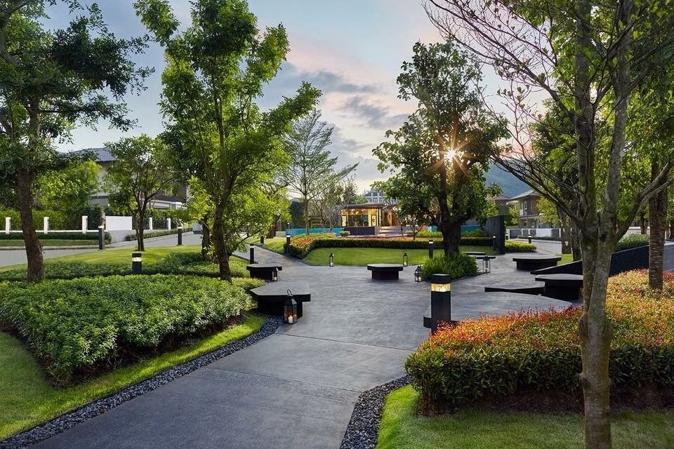 Podium Garden